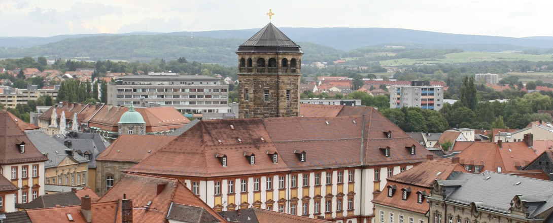 [view on the center of Bayreuth with campanile of the church "Schlosskirche" and old residence of the margravines "Altes Schloss"]